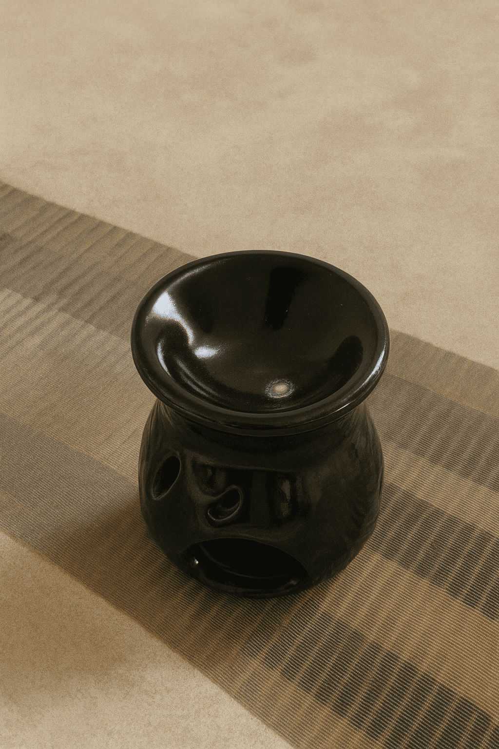 Ceramic Tealight Aroma Diffuser image 2